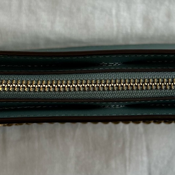 Small Leather Coach handbag shoulder bag - Picture 3 of 11